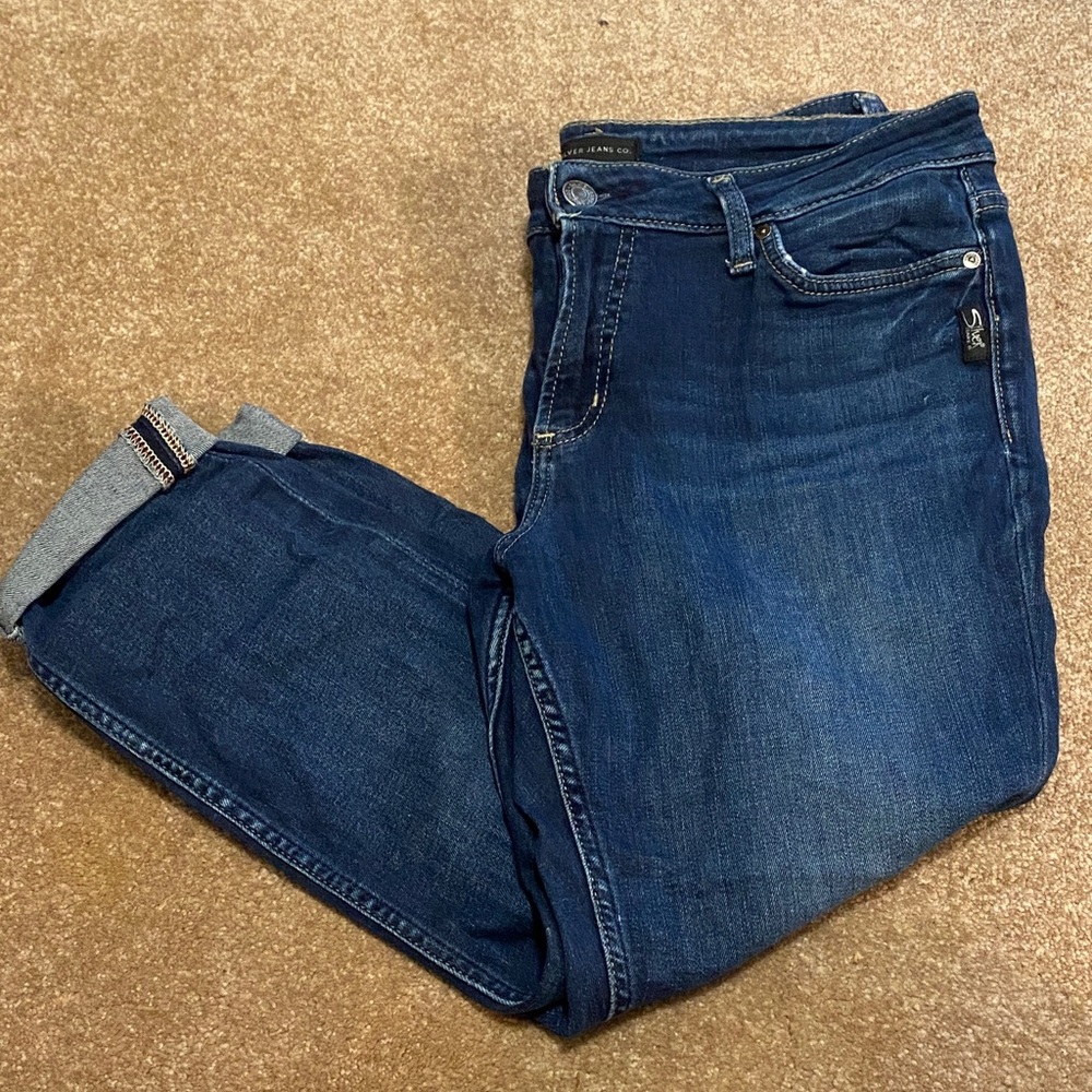 SILVER JEANS CO. Women’s jeans.